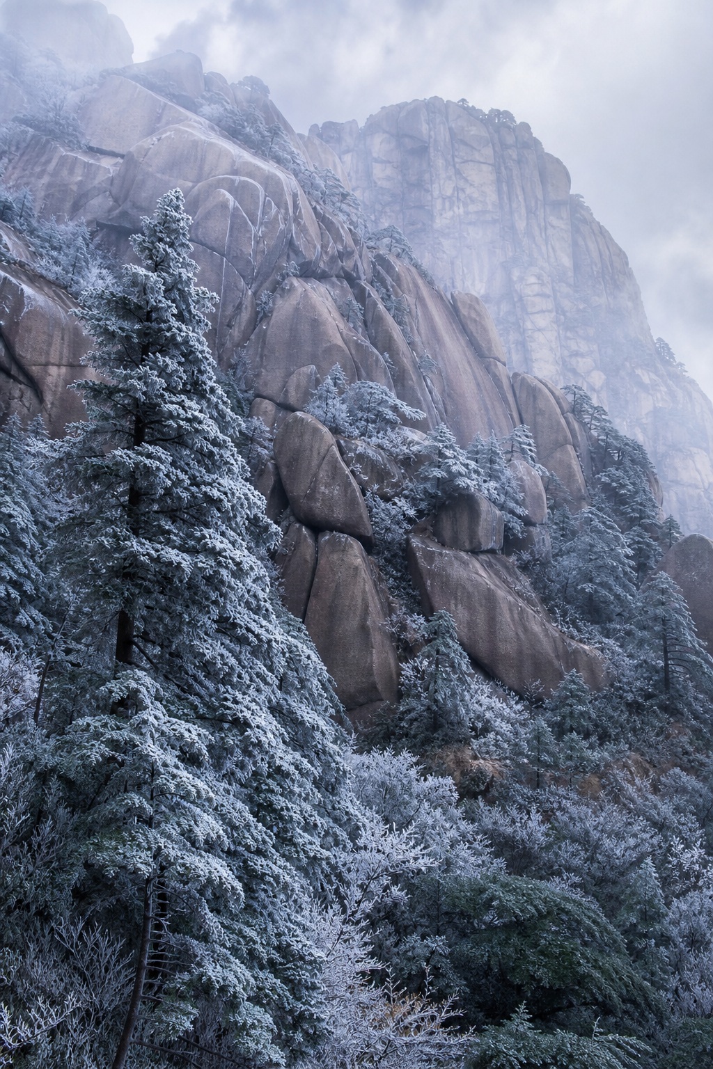 Preview for Frosty Granite Mountain Landscape Background