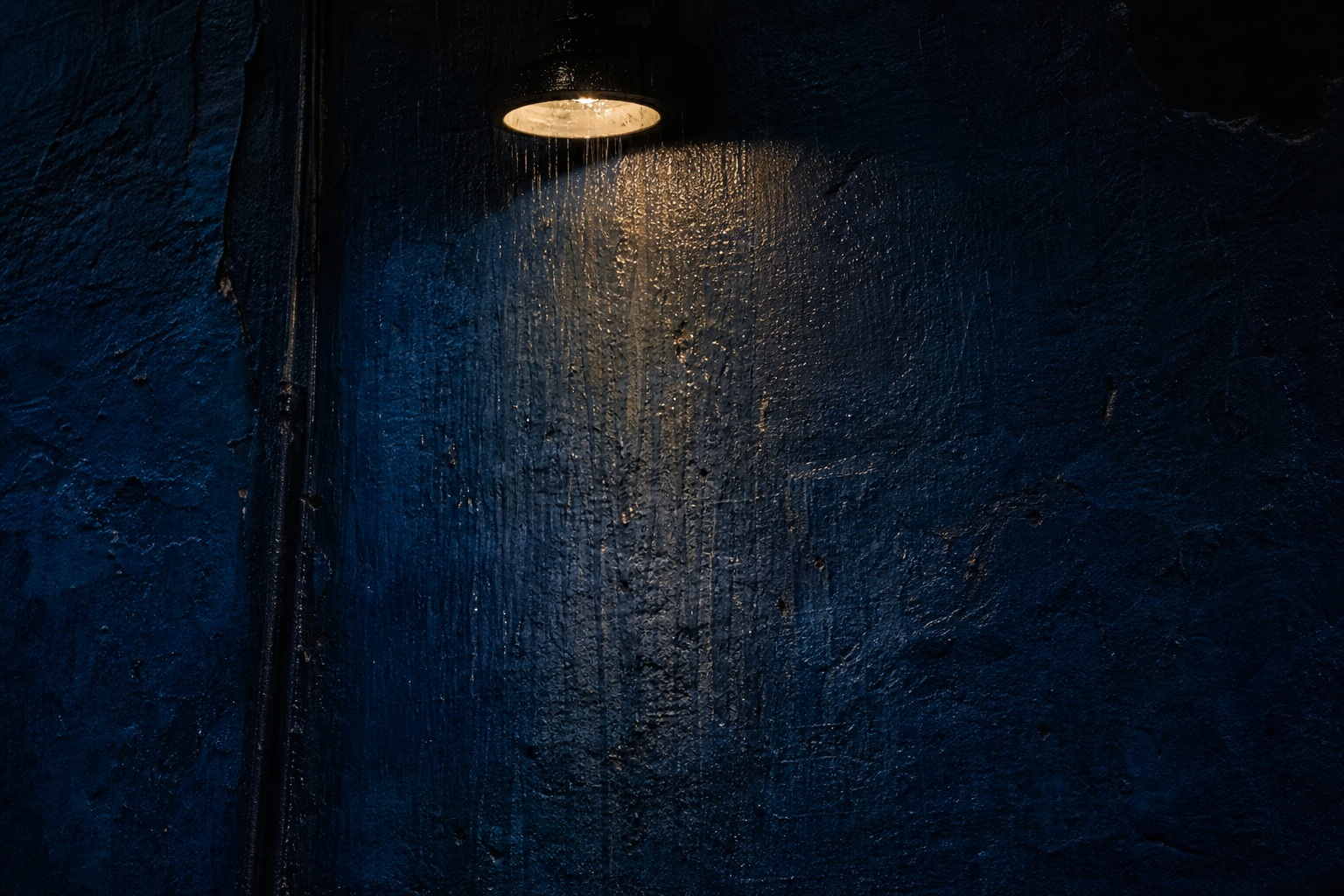 Preview for Rain Streaked Indigo Wall Background