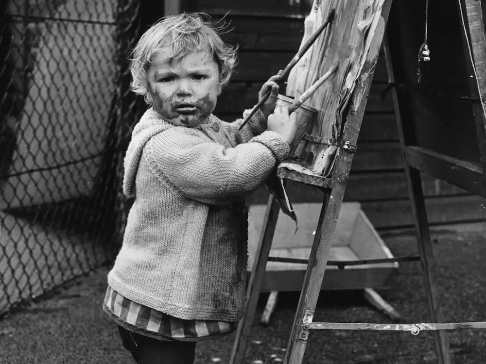 Preview for Young-child-painting-outdoors-vintage-meme-background-00b06
