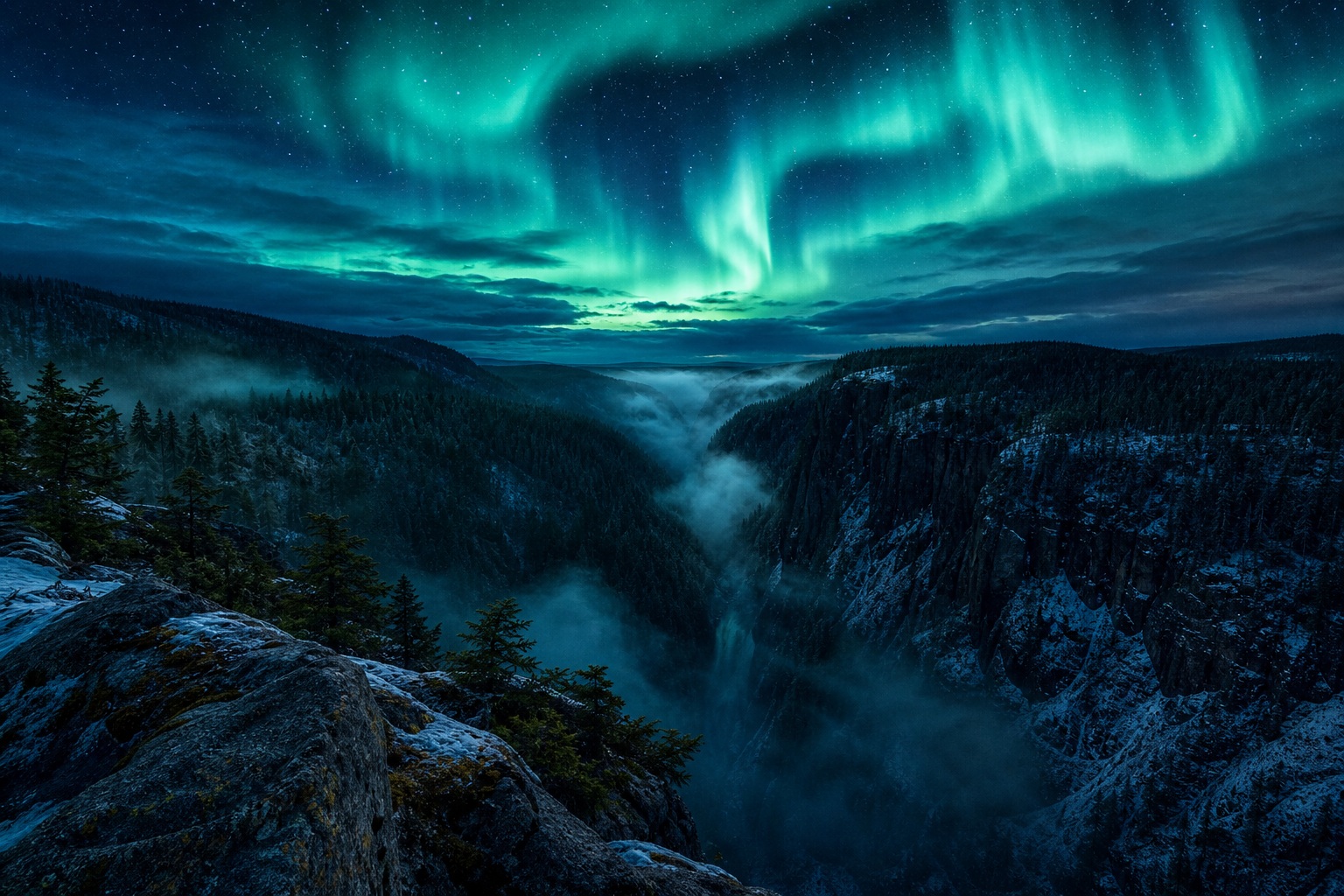 Preview for Aurora Night Mountain Landscape Background