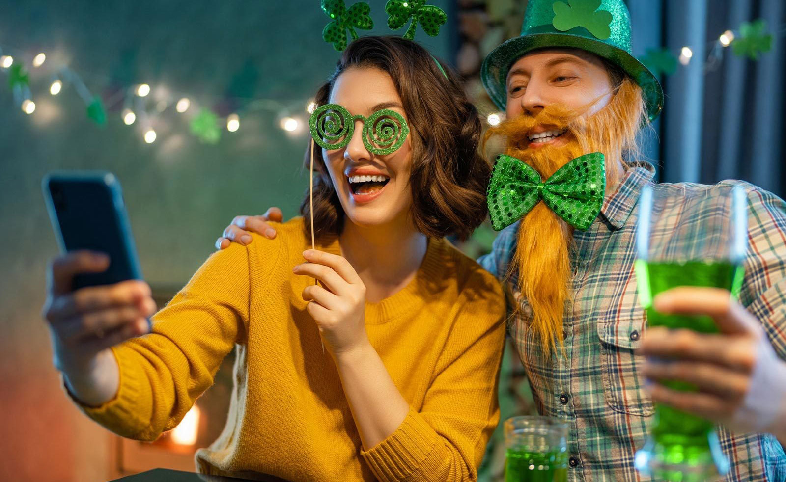 Preview for St-patricks-day-celebration-background-9309b