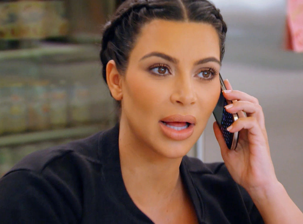 Preview for Kim-kardashian-phone-call-celebrity-meme-background-6b981