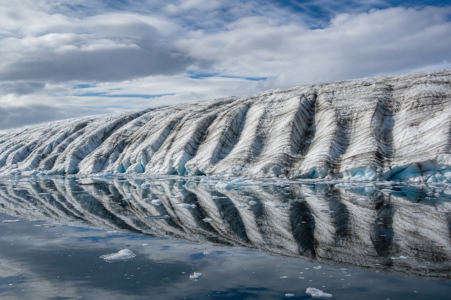 Preview for Ribbed Ice Wall Stock Background
