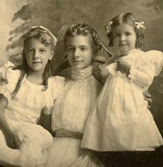 Preview for Vintage-sisters-portrait-vintage-meme-background-9b65f