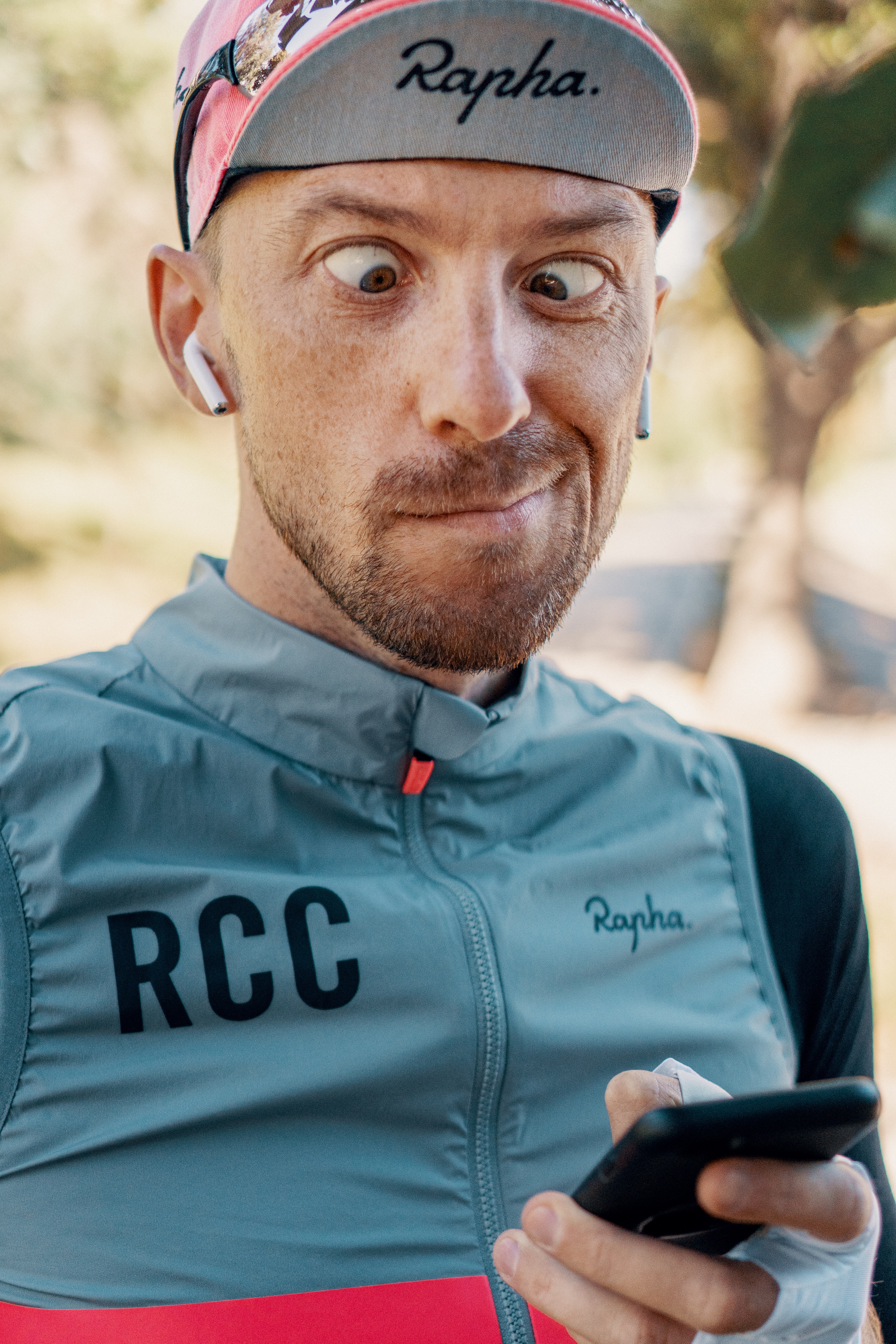 Preview for Rapha-rcc-cycling-gear-apparel-background-ee27d