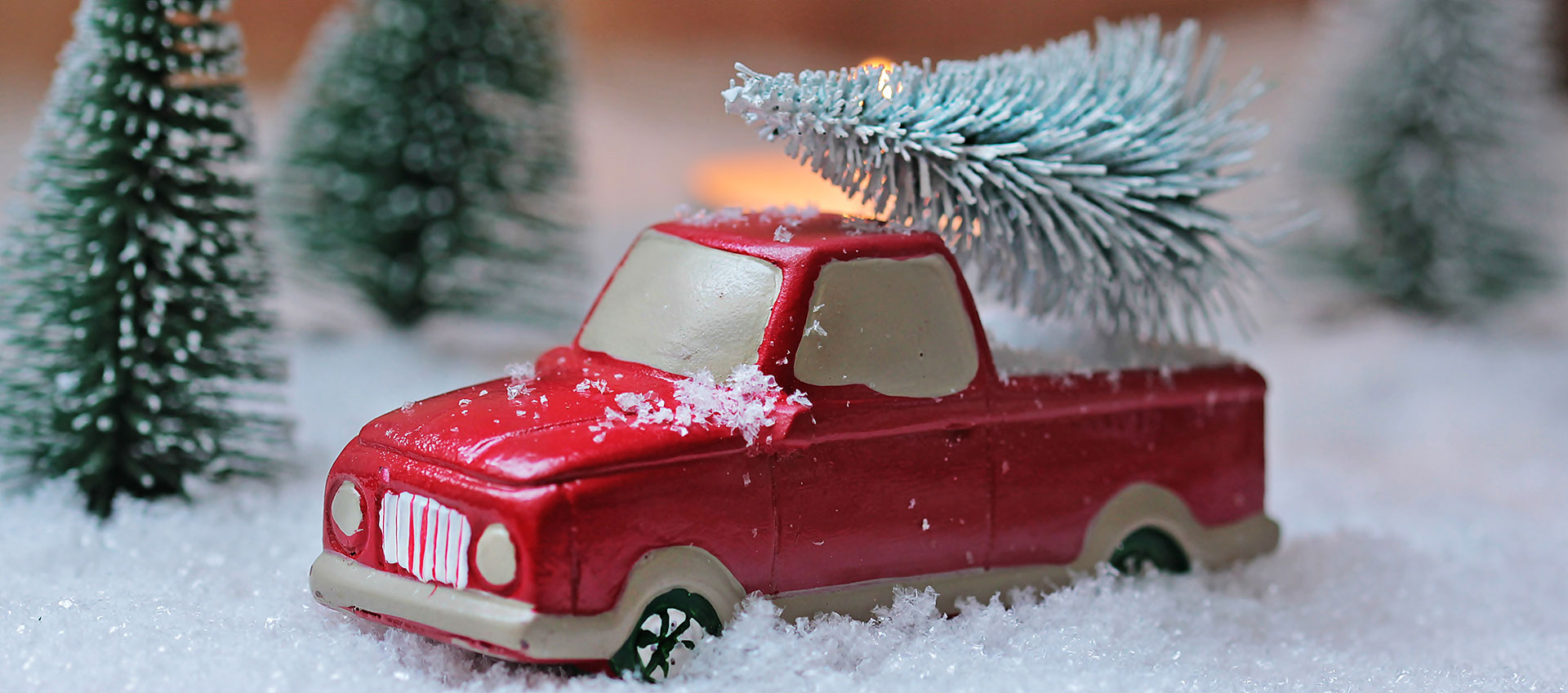 Preview for Miniature-red-truck-christmas-tree-background-d5945