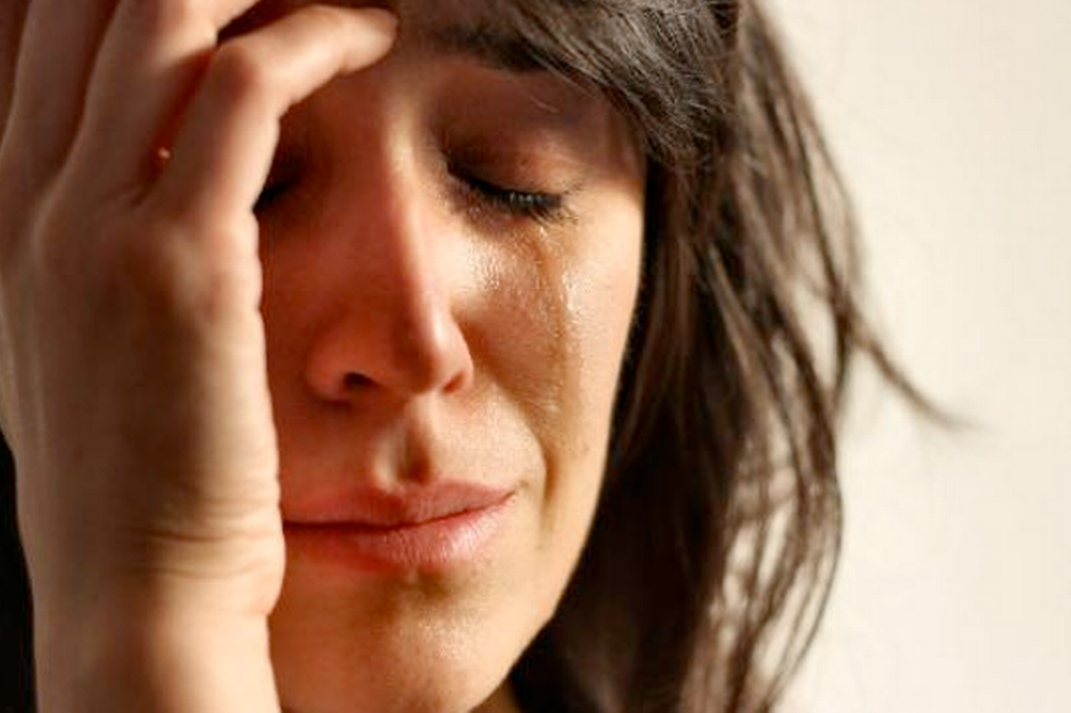 Preview for Woman-experiencing-stress-or-pain-face-background-4f4ef