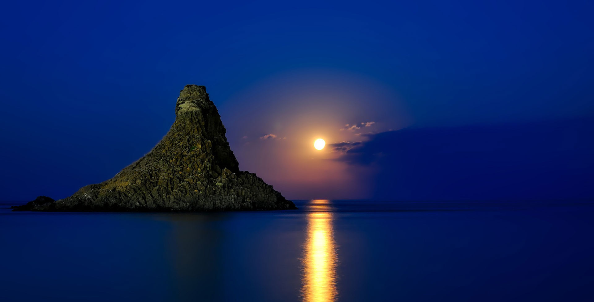Preview for Moonlit-island-serenity-astronomy-background-eee60