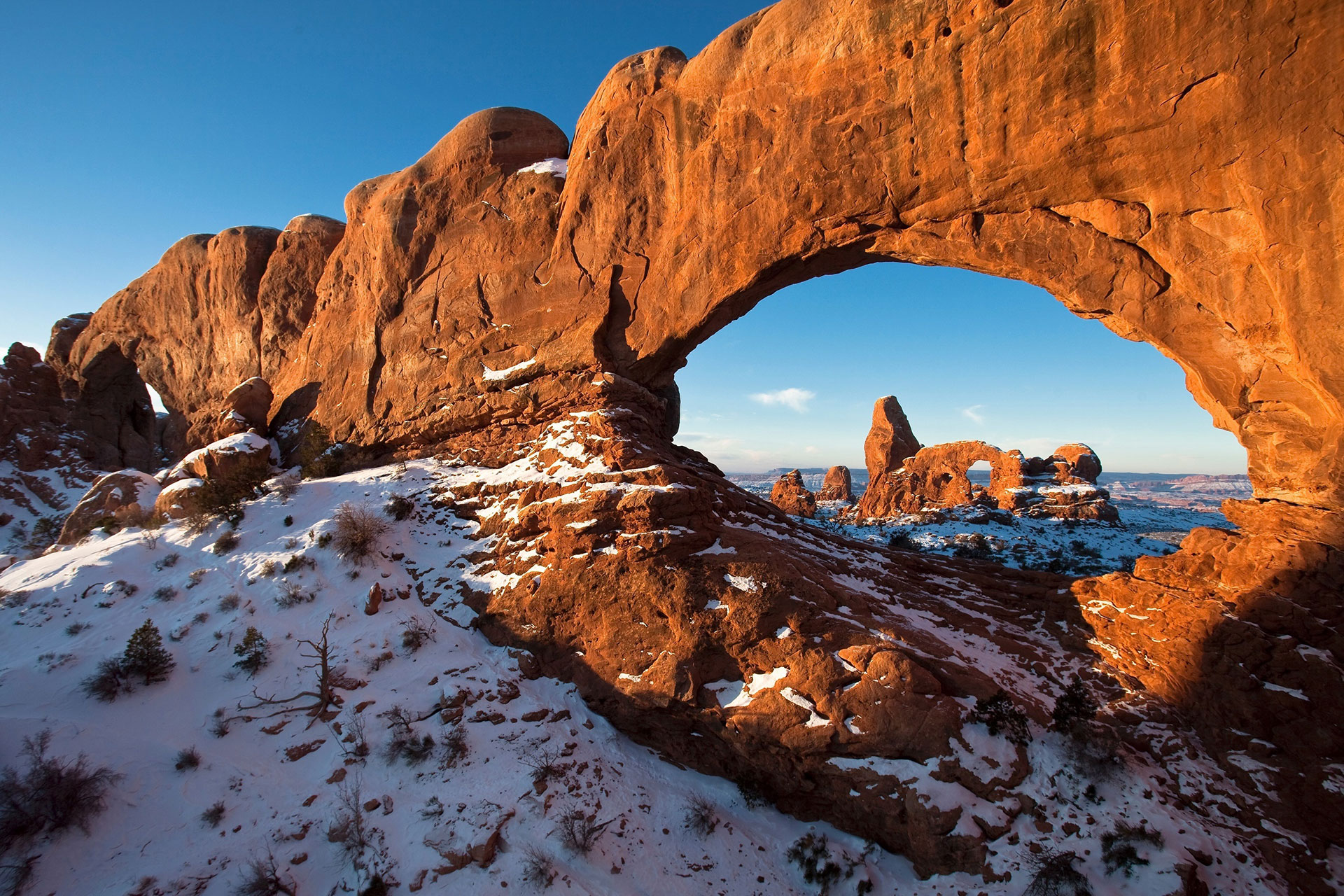 Preview for North-window-arch-arches-national-park-background-9596a