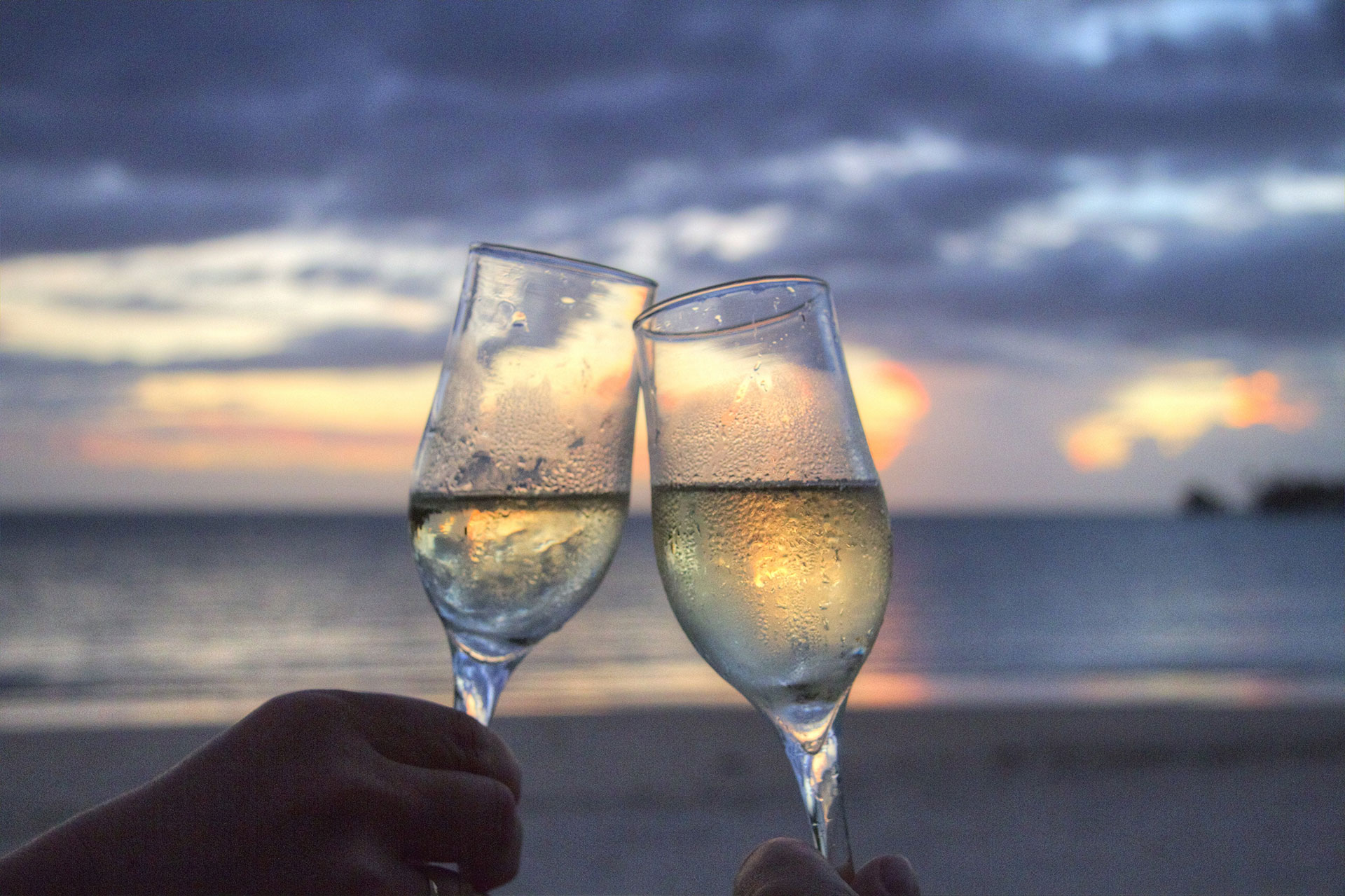 Preview for Beachside-champagne-toast-alcohol-background-00d2d